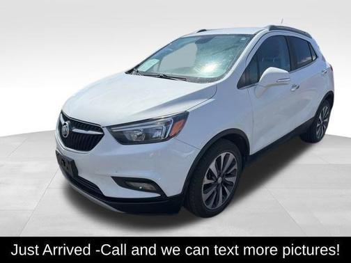 Summit White 2017 Buick Encore Preferred II