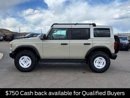 Desert Sand 2026 Ford Bronco Heritage Edition