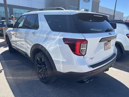 Star White 2023 Ford Explorer ST