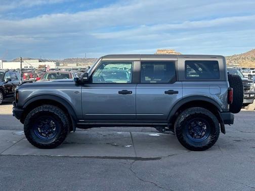2024 Ford Bronco WILDTRAK