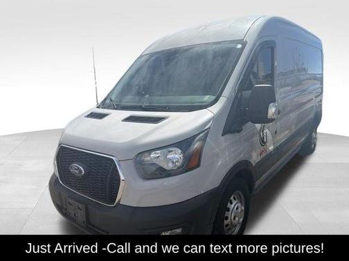 2022 Ford Transit-250 Base