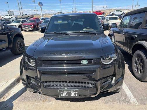 Santorini Black 2025 Land Rover Defender P500 X-Dynamic SE