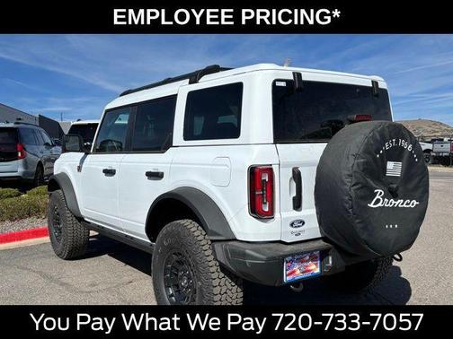 Oxford White 2026 Ford Bronco Badlands