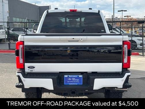 2025 Ford F-350 PLATINUM