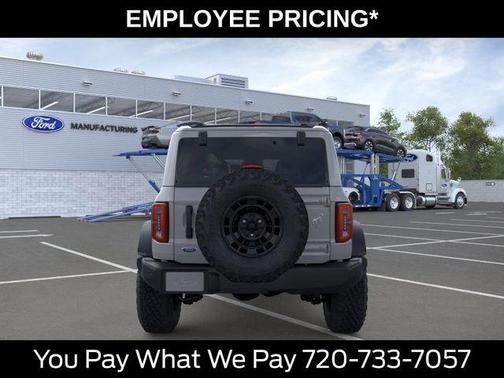 Avalanche Gray 2026 Ford Bronco Outer Banks