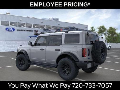 Avalanche Gray 2026 Ford Bronco Outer Banks