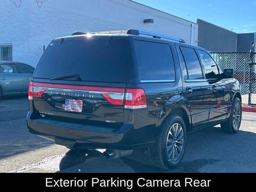 2015 Lincoln Navigator Base