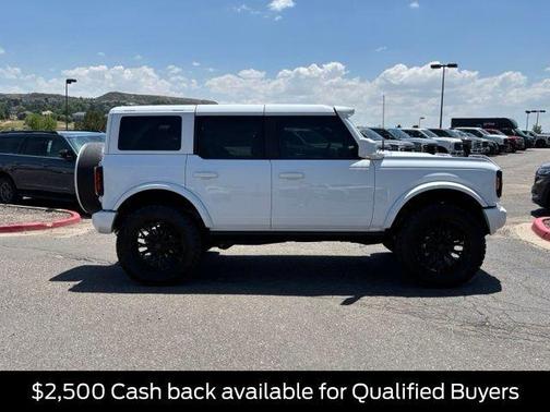 Oxford White 2026 Ford Bronco Outer Banks