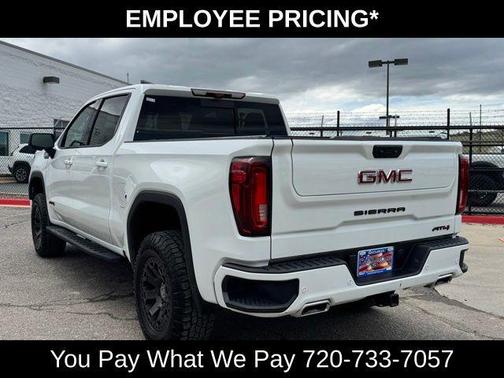 Summit White 2024 GMC Sierra 1500 AT4
