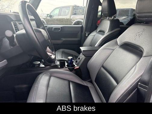 Iconic Silver Metallic 2023 Ford Bronco Black Diamond