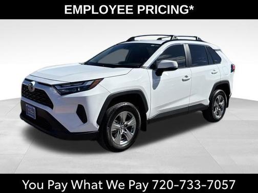 Ice 2023 Toyota RAV4 XLE