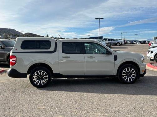 Terrain 2024 Ford Maverick Lariat