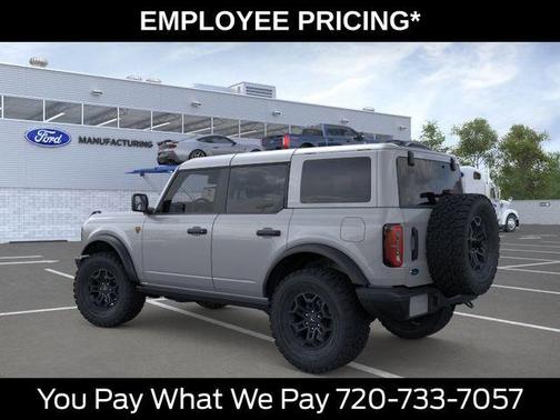 Avalanche Gray 2026 Ford Bronco Badlands