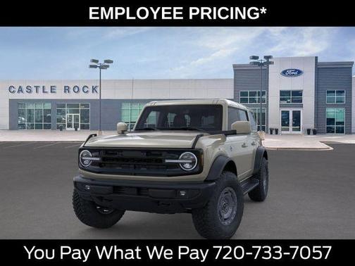 Desert Sand 2025 Ford Bronco Outer Banks