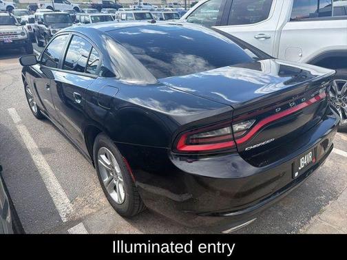 Pitch Black Clearcoat 2022 Dodge Charger SXT