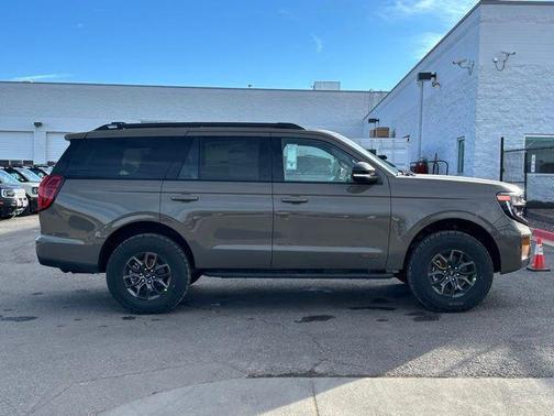 Gray 2026 Ford Expedition Tremor