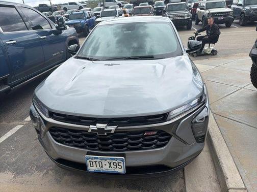 Sterling Gray Metallic 2024 Chevrolet Trax 1RS