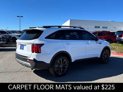 Glacial White Pearl 2023 Kia Sorento X-Line SX Prestige