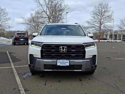 2026 Honda Pilot Touring 8-Passenger