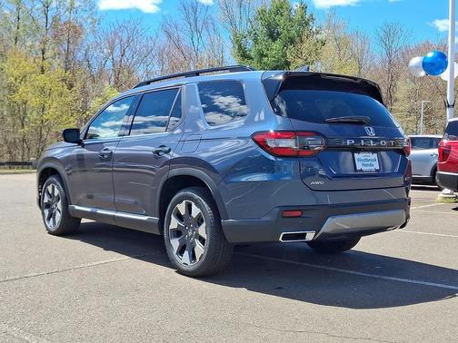 Smoke Blue Pearl 2026 Honda Pilot Touring 8-Passenger