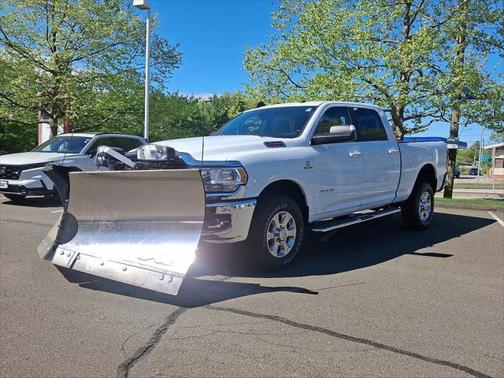 2022 RAM 2500 Big Horn Crew Cab 4x4 6'4' Box