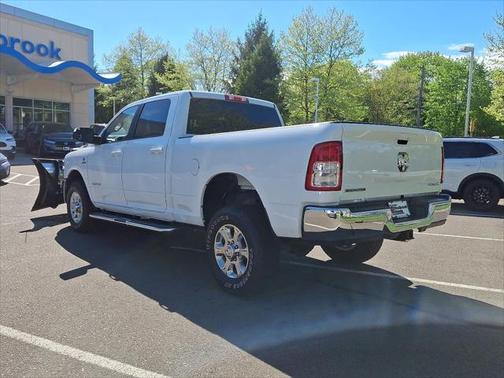 2022 RAM 2500 Big Horn Crew Cab 4x4 6'4' Box