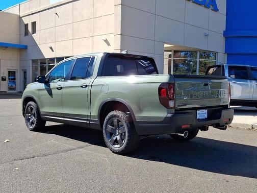 Ash Green Metallic 2026 Honda Ridgeline TrailSport