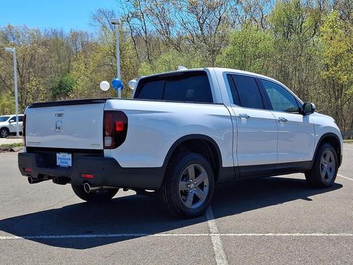 Platinum White Pearl 2023 Honda Ridgeline RTL-E