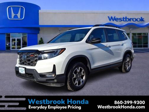 2022 Honda Passport AWD TrailSport