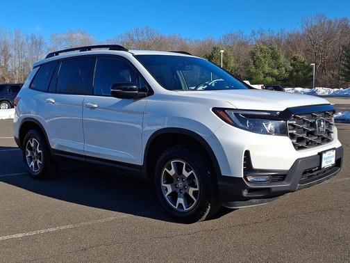 2022 Honda Passport AWD TrailSport