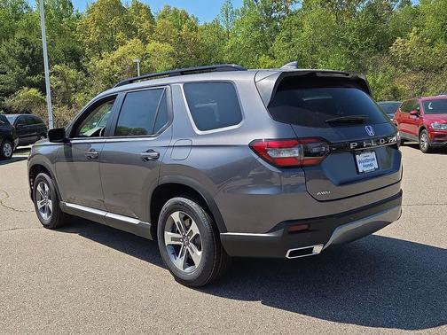Modern Steel Metallic 2026 Honda Pilot EX-L