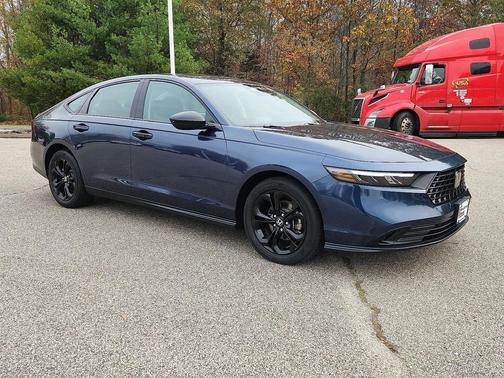 2025 Honda Accord Sport SE 1.5T