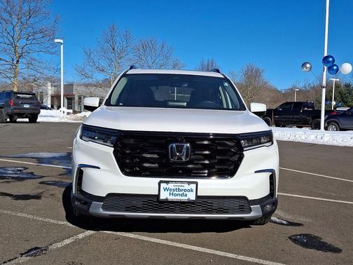 2023 Honda Pilot AWD Elite