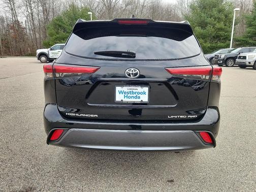 2022 Toyota Highlander Limited