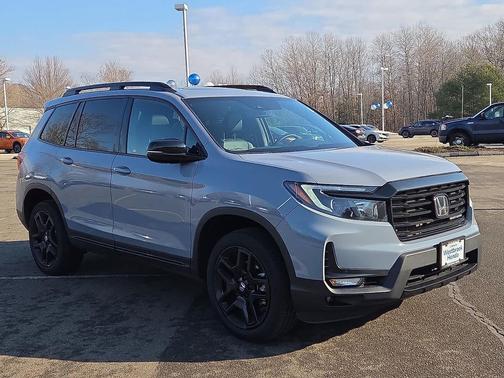 2024 Honda Passport AWD Black