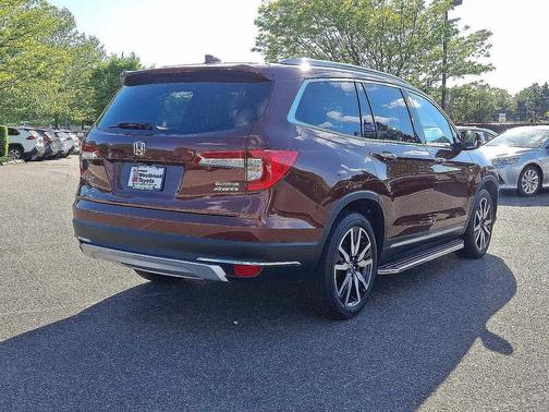 2021 Honda Pilot Touring 8-Passenger