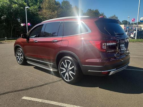 2021 Honda Pilot Touring 8-Passenger