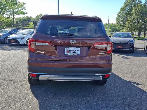2021 Honda Pilot Touring 8-Passenger