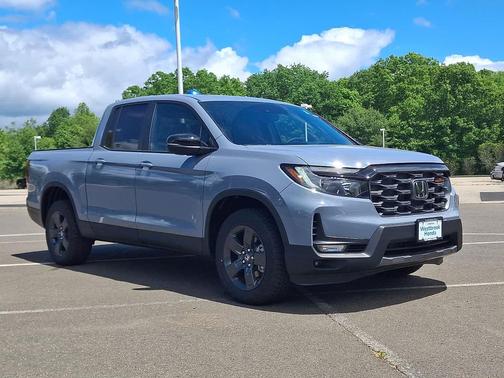 Sonic Gray Pearl 2026 Honda Ridgeline TrailSport