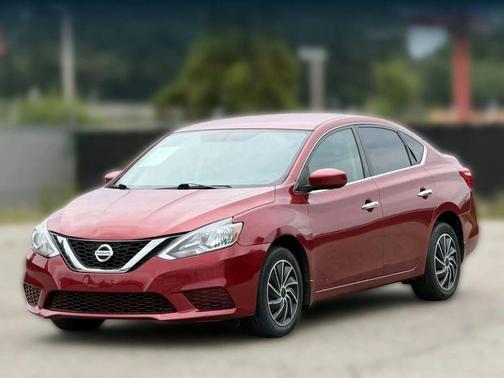 Red 2016 Nissan Sentra SV