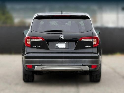 Crystal Black Pearl 2019 Honda Pilot EX-L
