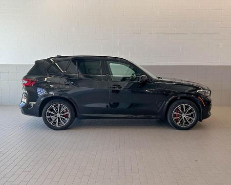 Black Sapphire Metallic 2023 BMW X5 M50i