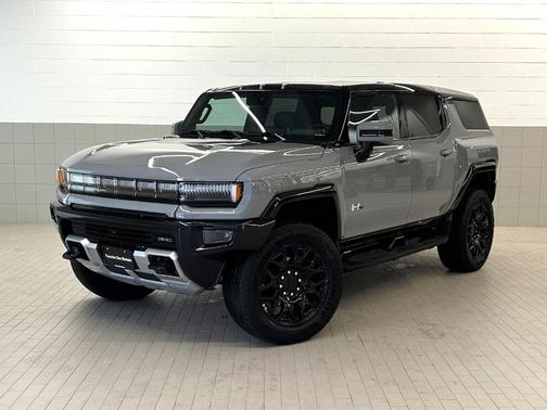 Meteorite Metallic 2025 GMC HUMMER EV SUV 2X
