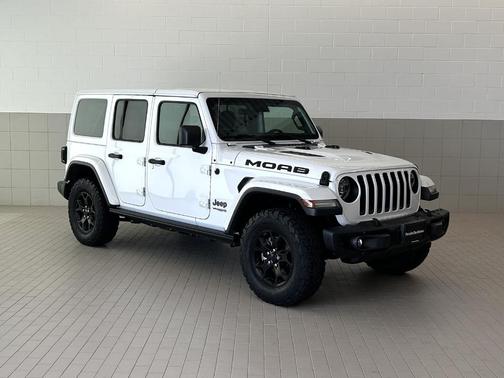 Bright White Clearcoat 2019 Jeep Wrangler Unlimited Moab