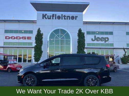 2026 Chrysler Pacifica L