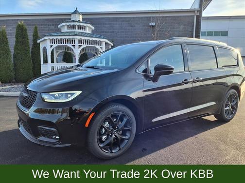 2026 Chrysler Pacifica L