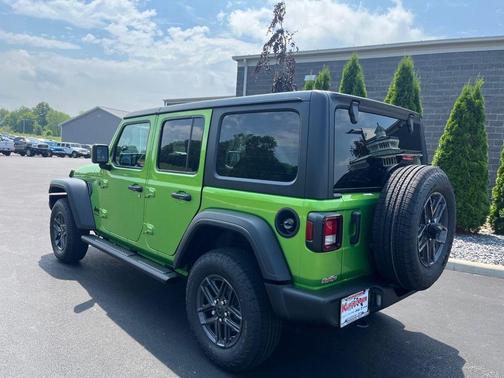 2025 Jeep Wrangler Sport S