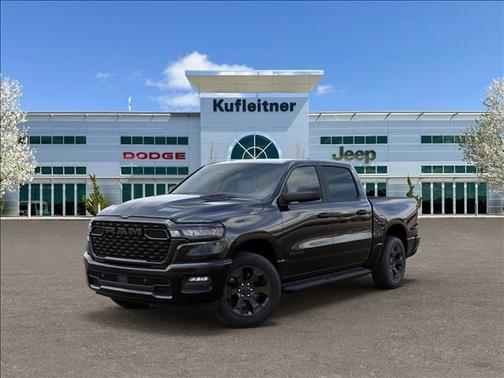 Diamond Black Crystal Pearlcoat 2026 RAM 1500 Express