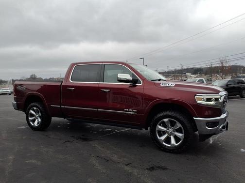 Delmonico Red Pearlcoat 2019 RAM 1500 Limited