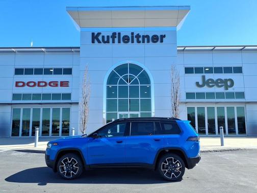 hydro blue pearlcoat 2026 Jeep Cherokee Overland